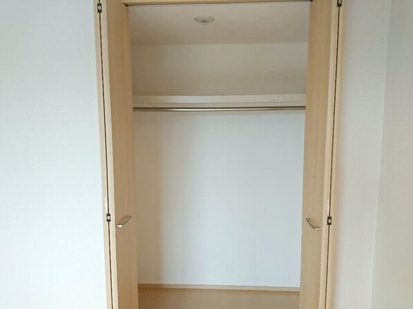 レイクガーデンの物件内観写真